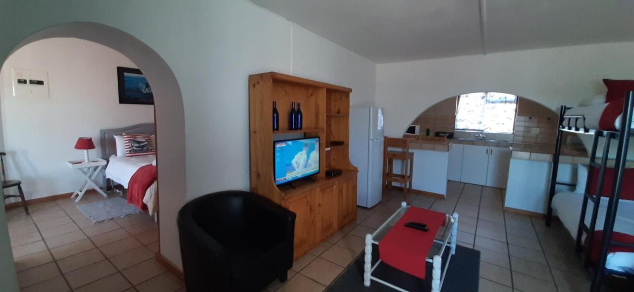 Oom Piet Accommodation Gansbaai Dış mekan fotoğraf